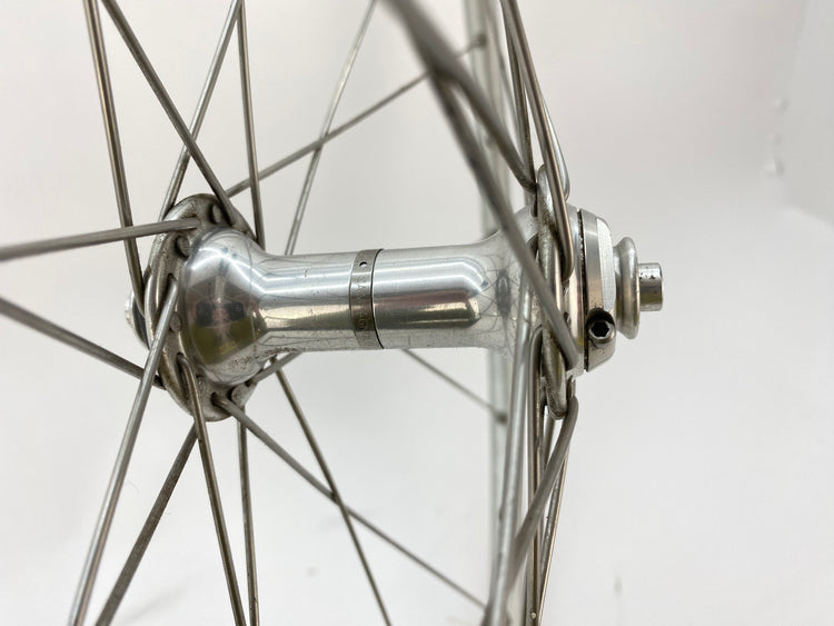close up of the front hub