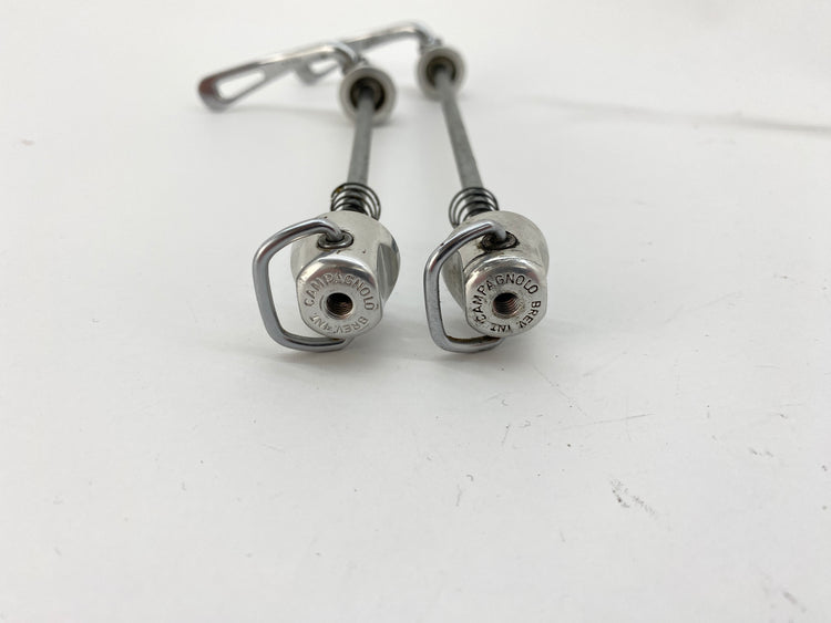 close up of the skewer nuts