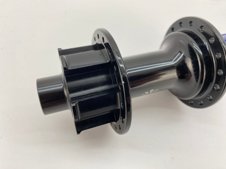 small scratch on the left hub flange