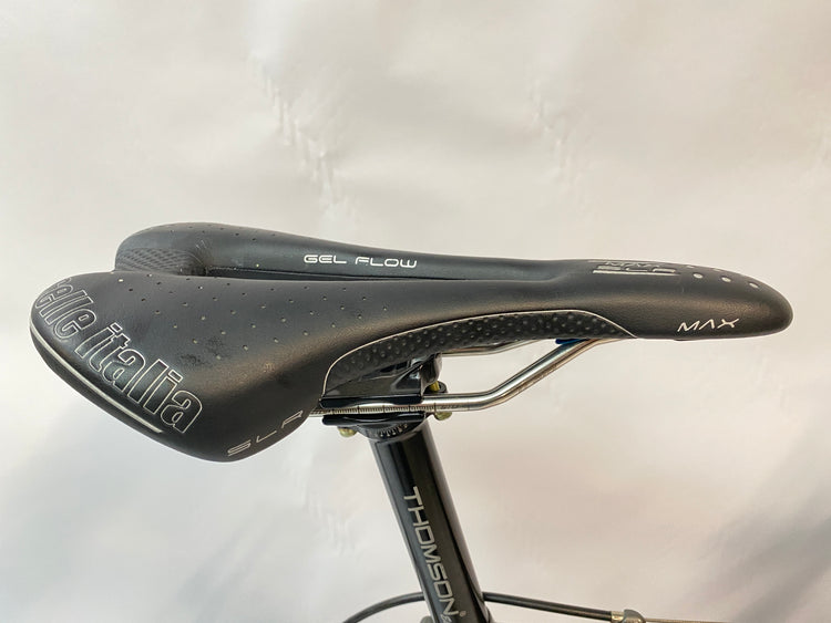 view of the seat and seatpost