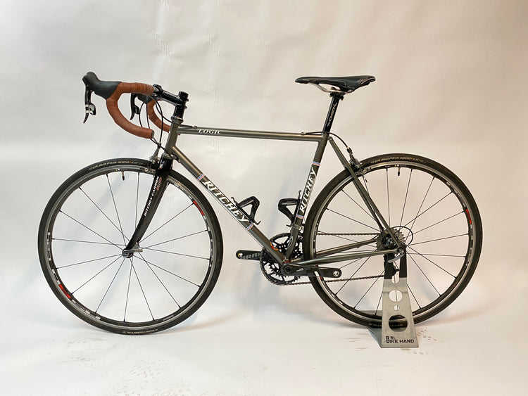 left side view of the bike