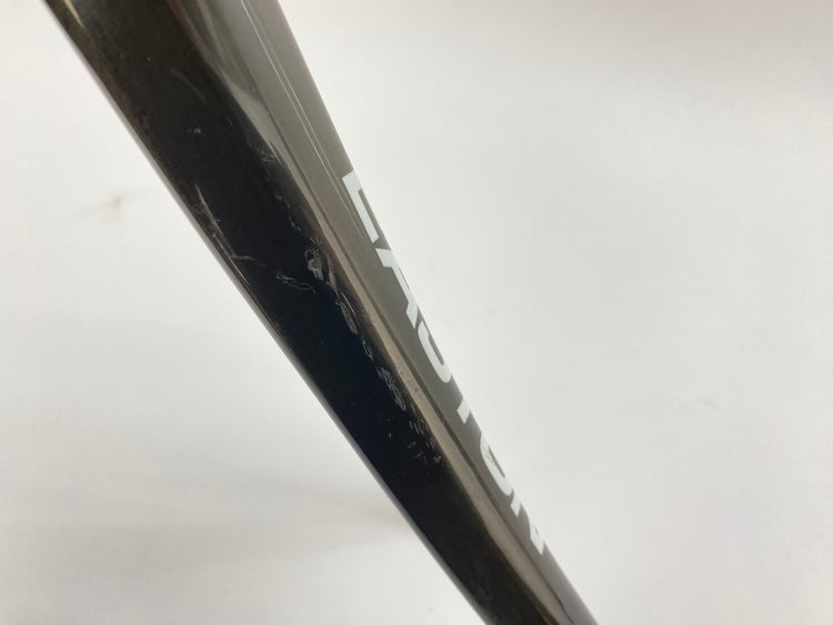 scratches on the right fork leg
