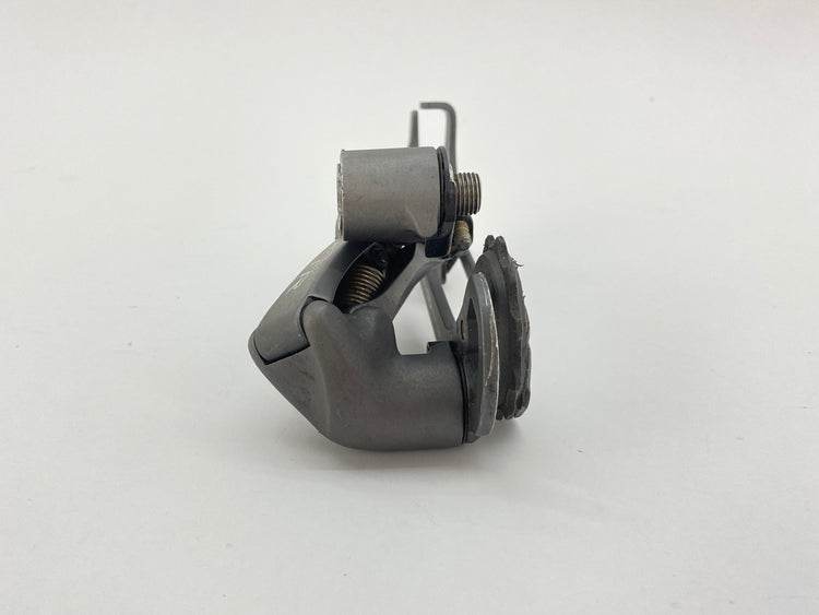 front view of the derailleur