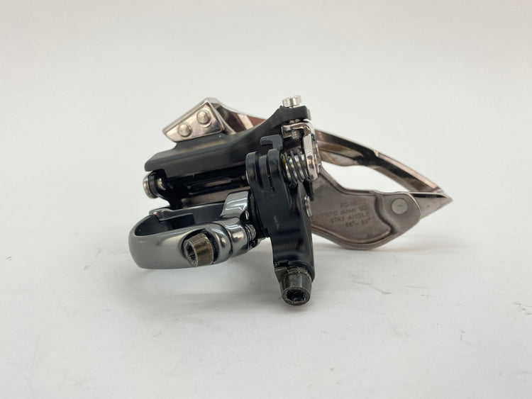 backside view of the derailleur