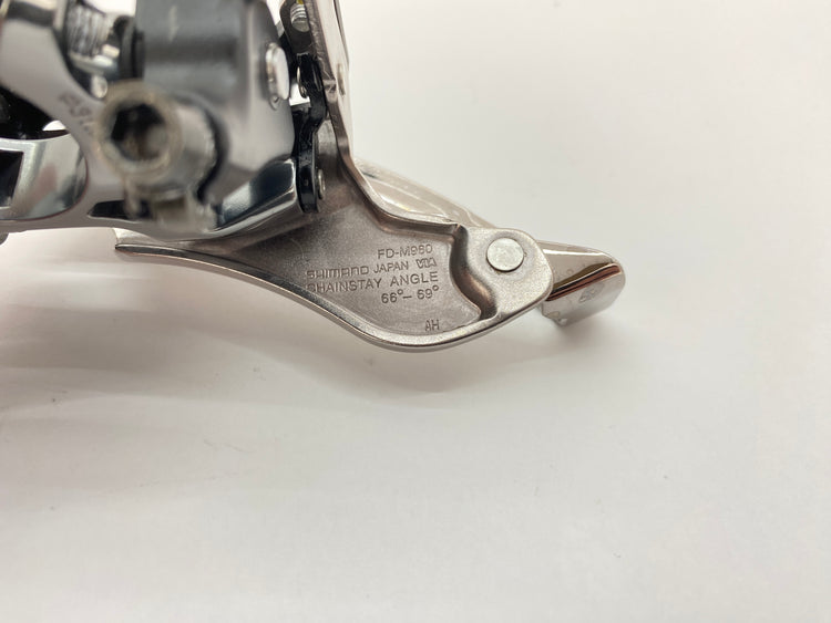 close up of the model number