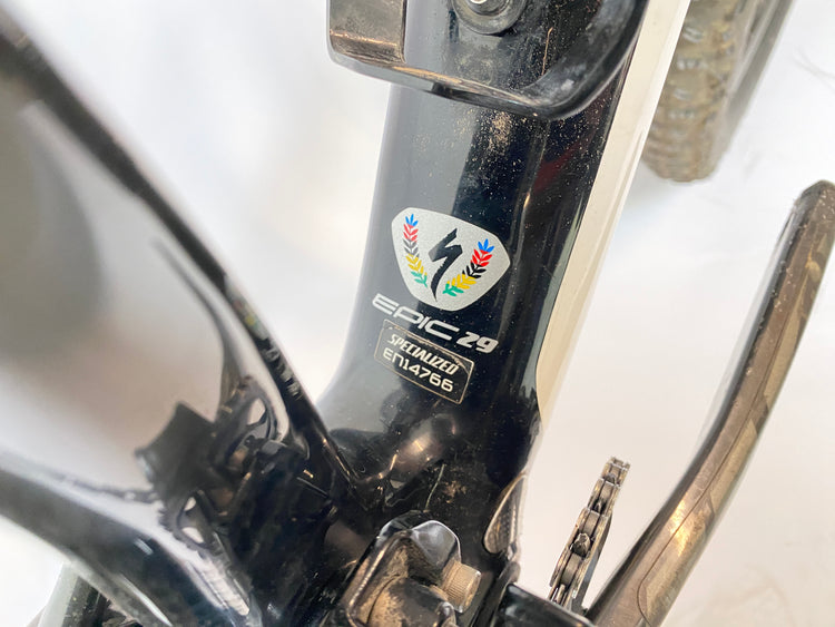 close up of the frame label