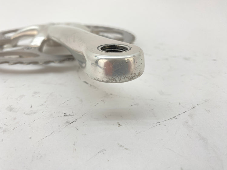 right crank arm end