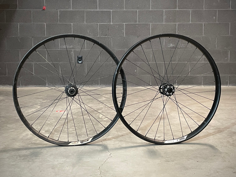 Ibis 738/S35 27.5" Tubeless Disc MTB Wheelset Boost