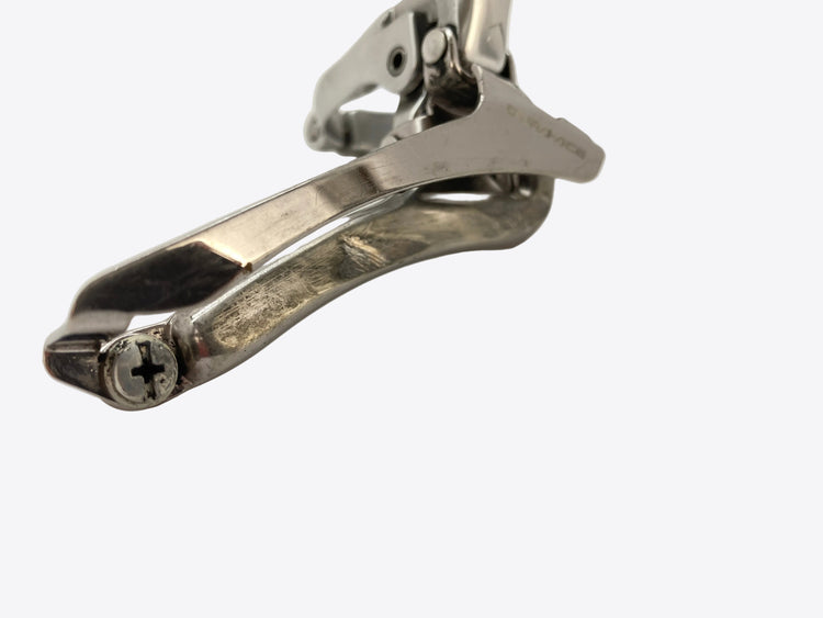 close up of the front derailleur cage