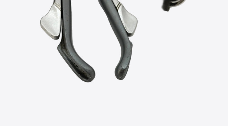 close up of the lever ends