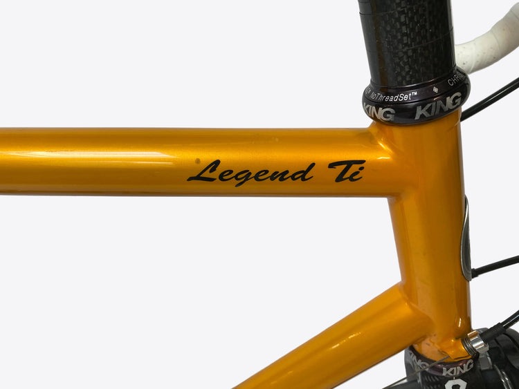 close up of the model name