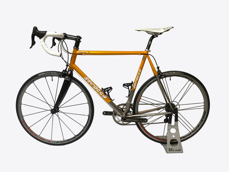 left side view of the bike
