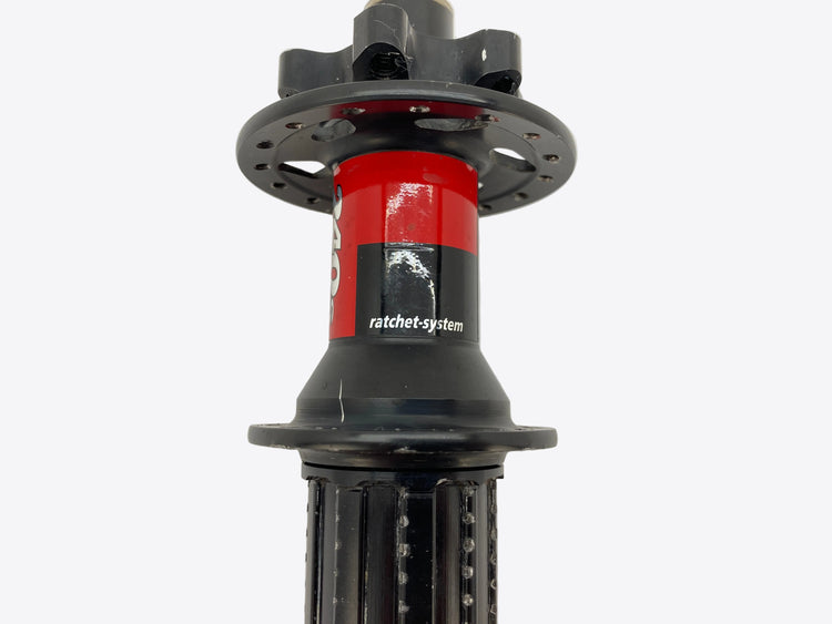close up of the hub