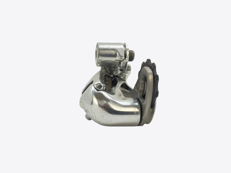 front view of the derailleur