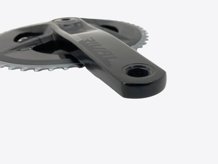 close up of the crank arm end