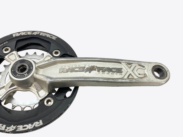 view of the right crank arm