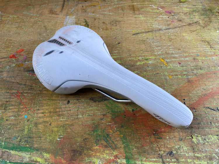 Selle Italia Flight Titanium Saddle White