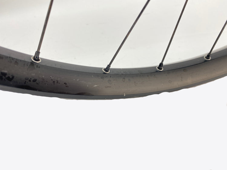 DT Swiss M1700 27.5 Plus Wheelset 35mm
