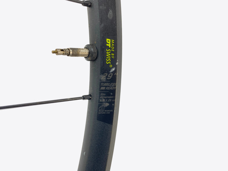 view of the size label
