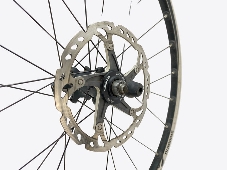 left side view of the rear hub