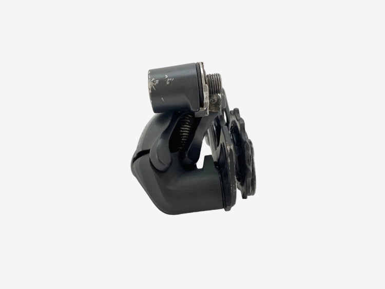 front view of the derailleur