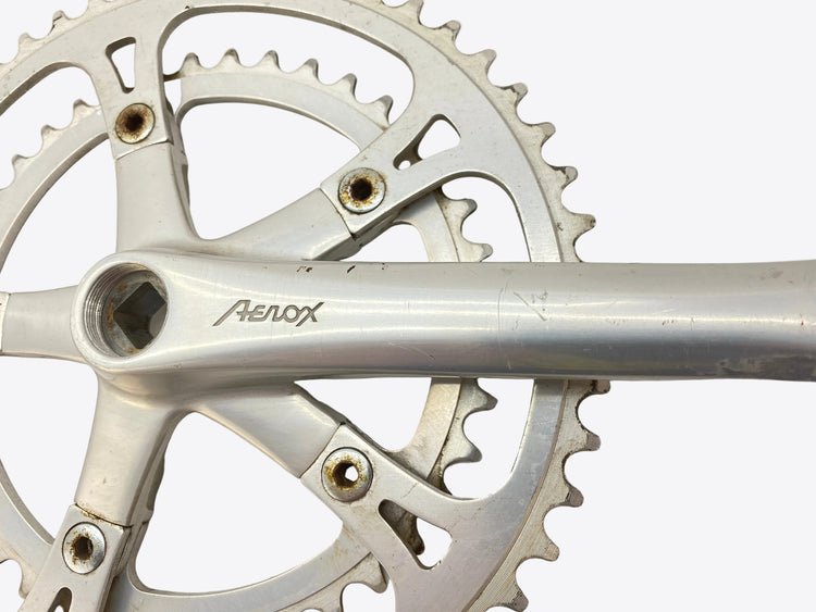 view of the right crank arm