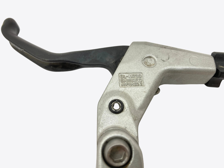 close up of the model number