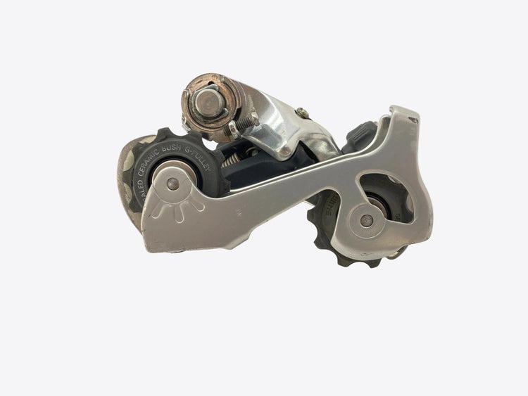 backside view of the derailleur