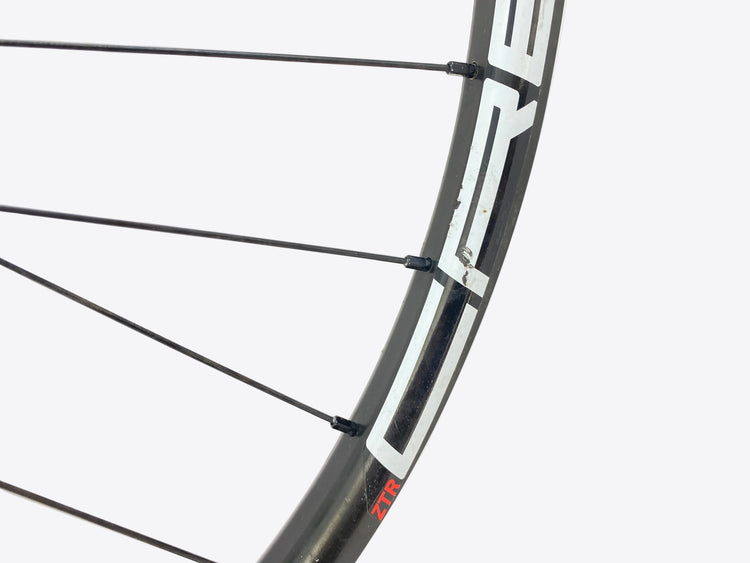 Stan's No Tubes Crest ZTR MK3 Wheelset 27.5 inch