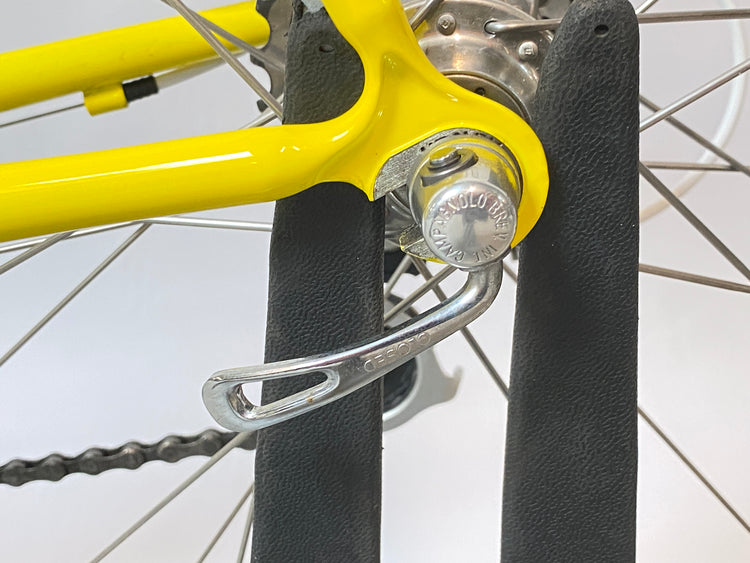 close up of rear skewer