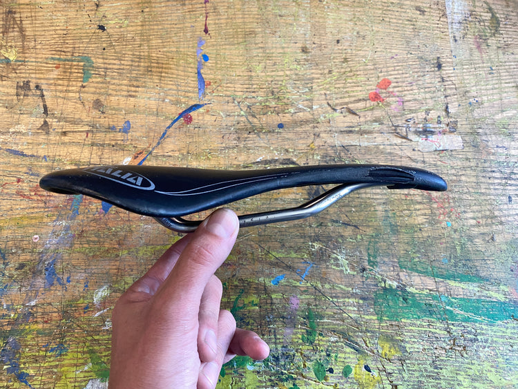 Selle Italia Flite SLR Carbon Saddle 165g Titanium Rails