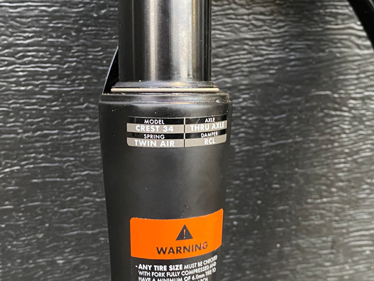 Giant Crest 34 RLC 29er Boost Suspension Fork 130m