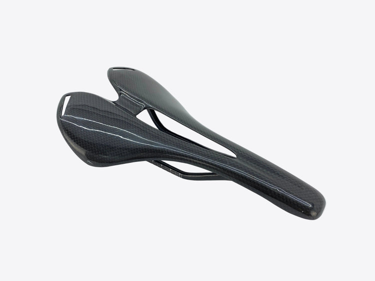 main view of the saddle