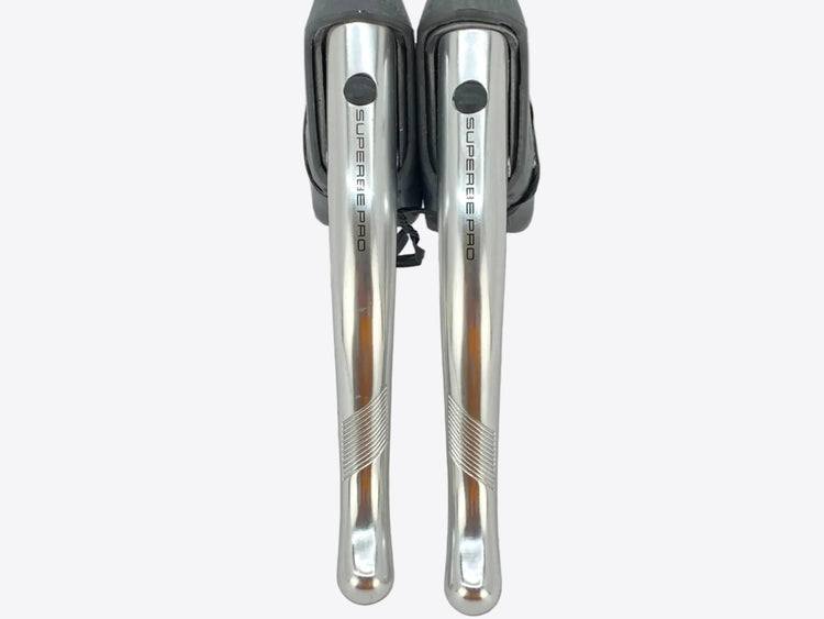 close up of the lever fronts