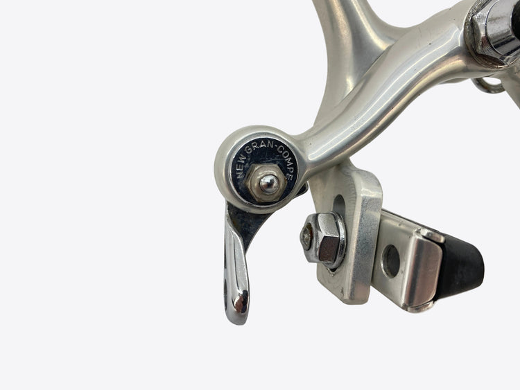 close up of the clamp bolt