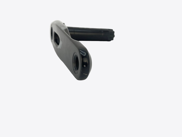 close up of the crank arm end