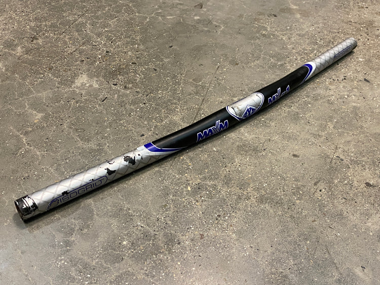 MAXM MX-1 Isogrid Flat Carbon Handlebar 25.4