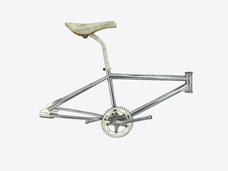 main view of the frame