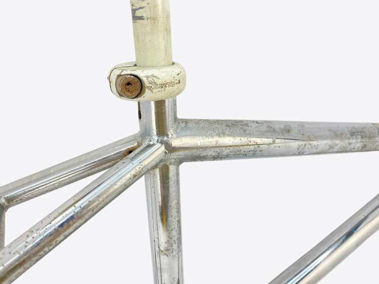 close up of the seat collar