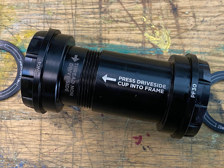 Cane Creek Hellbender DUB Bottom Bracket Threaded PF30