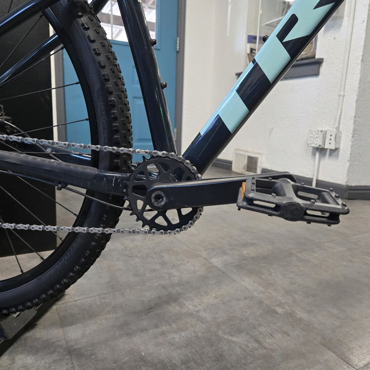 Trek, Marlin 6, Medium, Mountain Bike