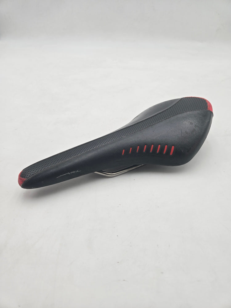 Fizik, Arione Saddle