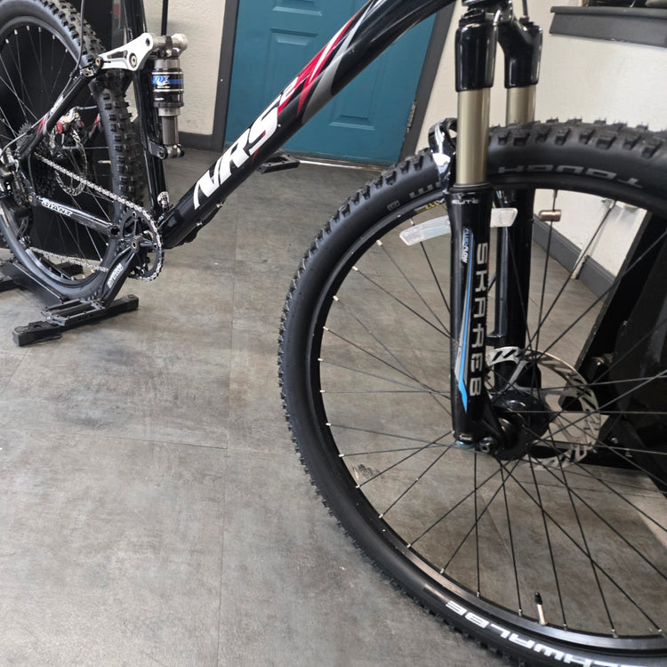Giant NRS2, Mountain Bike, Large