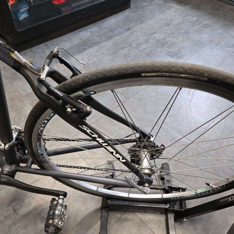 Scwhinn Ultra 2, Hybrid Bike, Medium