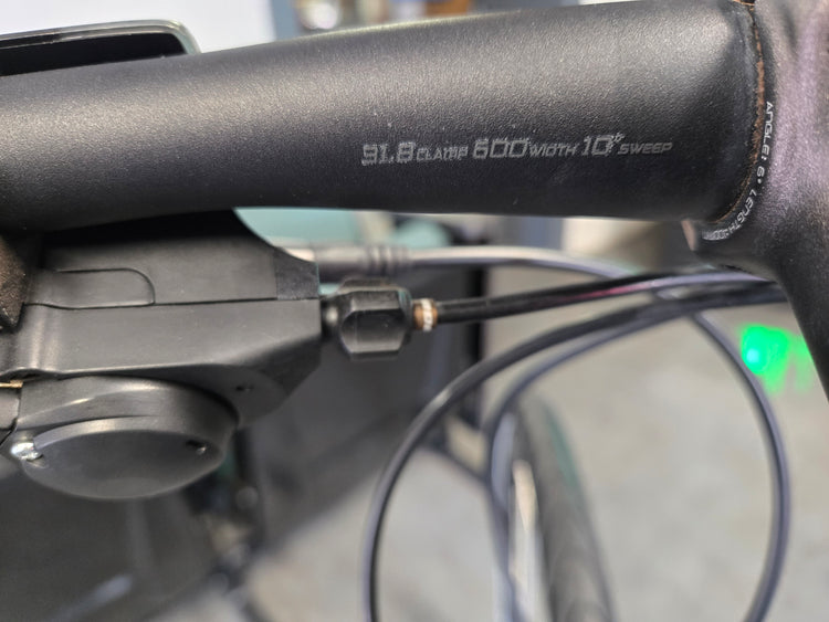 Specialized Sirrus Expert, Hybrid Bike, Medium