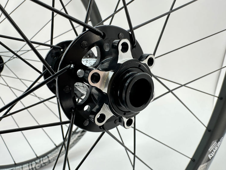 Gravity Grid 27.5" Wheelset 12x142 15x100 HG11 Tubeless Disc