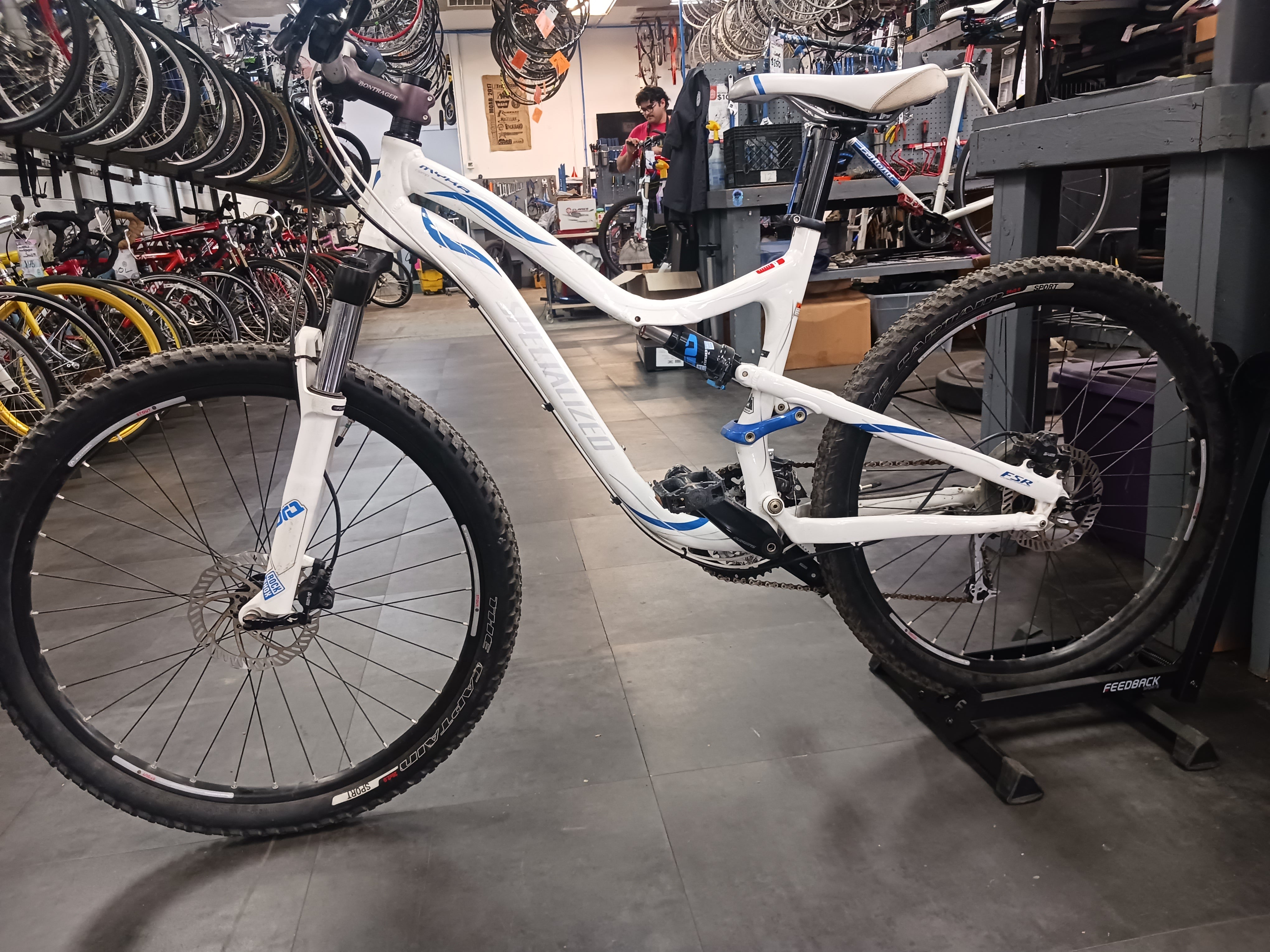 Specialized Myka Comp, Mountain Bike, Small
