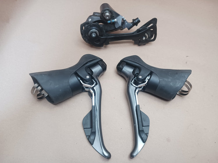 Shimano Claris Road Shifter Set ST-R2000 2x8 +Derailleur RD-R2000