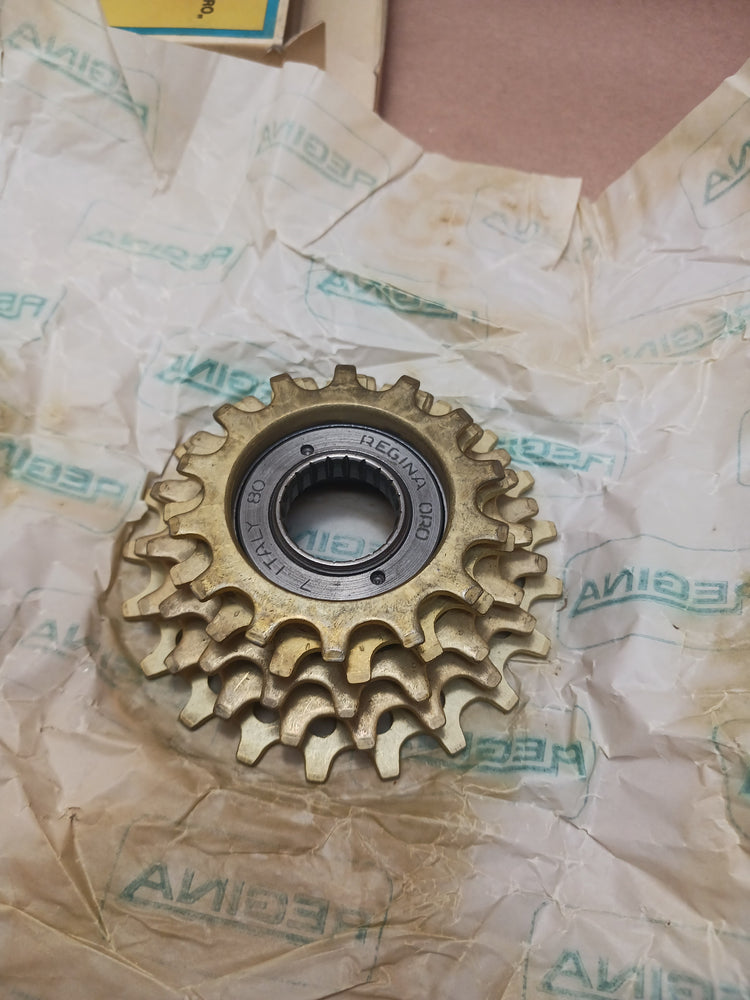 Regina Extra Five Speed Freewheel "Oro,, Type New Old Stock