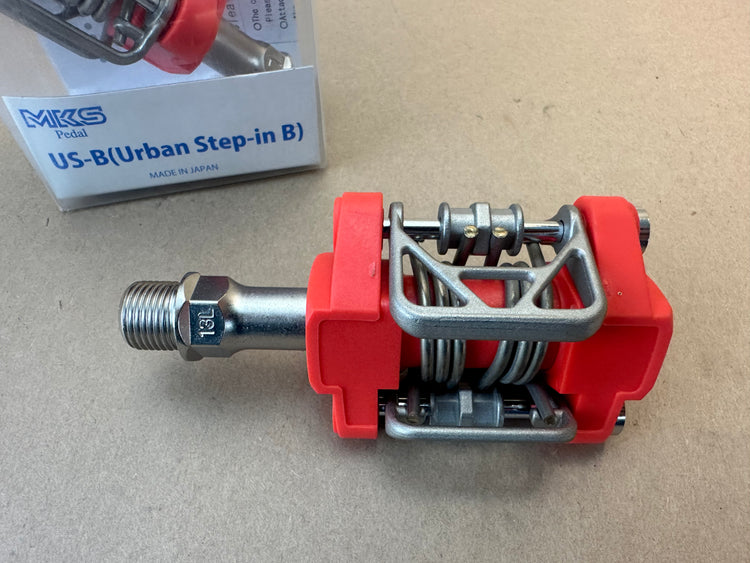 MKS US-B Clipless Bicycle Pedals without Cleats Red